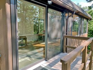 Sliding_gliding_Doors_patio_Doors_Picture_windows_brown_deck